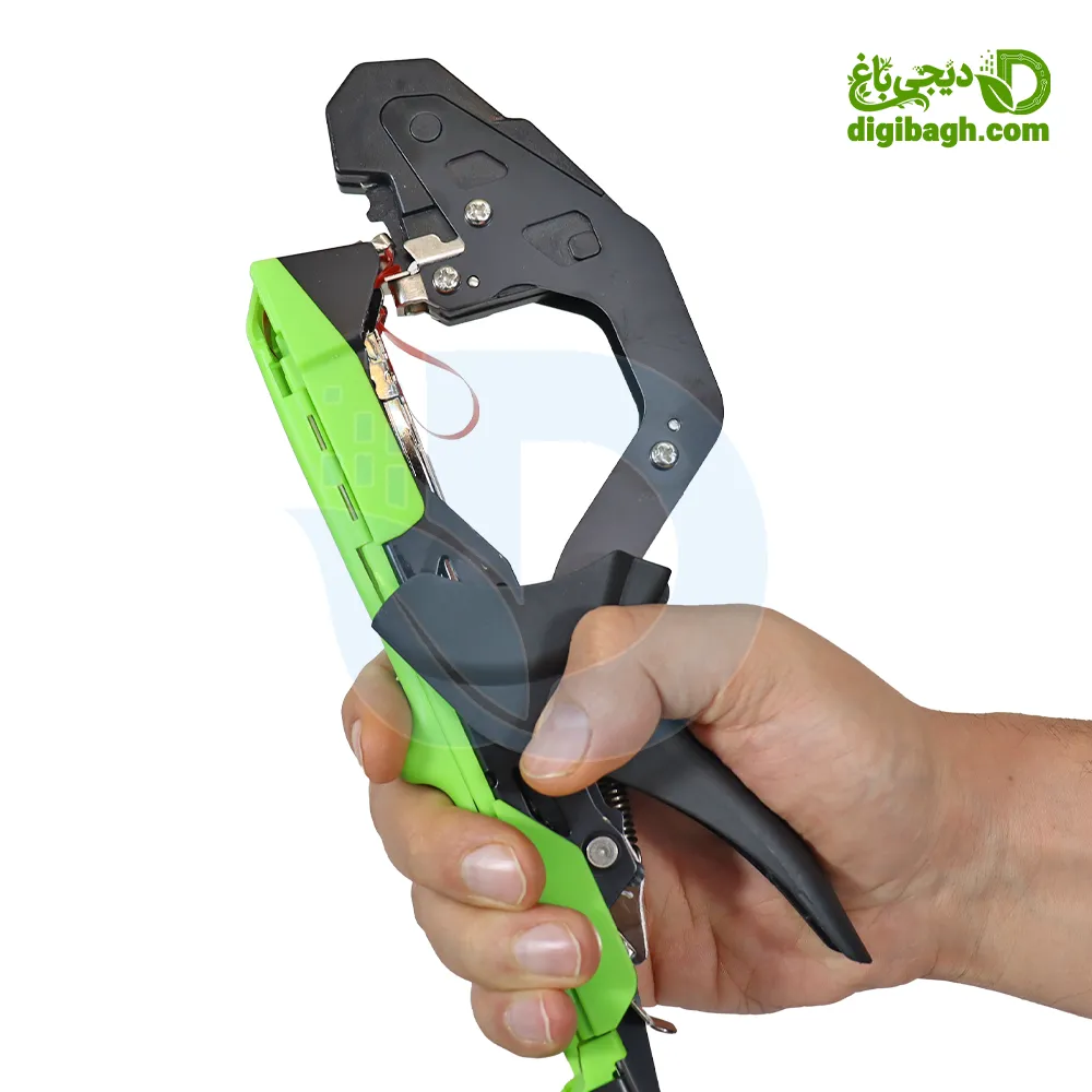 بست زن سوکا - Suca Tape Tools - ابزار باغبانی - بست زن انگور - خرید بست زن انگور - قیمت بست زن انگور - بست زن کیوی - دستگاه بست زن کیوی - قیم بند - خرید قیم بند - قیمت قیم بند - قیم بند گلخانه - بست زن گلخانه - بست زن طرح جدید - لوازم باغبانی دیجی باغ - دیجی باغ - خرید لوازم باغبانی - فروشگاه لوازم باغبانی دیجی باغ - فروشگاه لوازم باغبانی